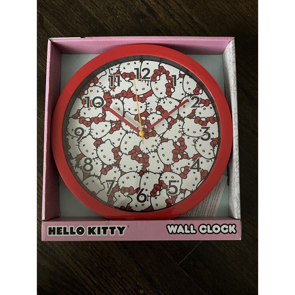 Hello Kitty 10" Round Red Analog Wall Clock Sanrio NEW NIB‎